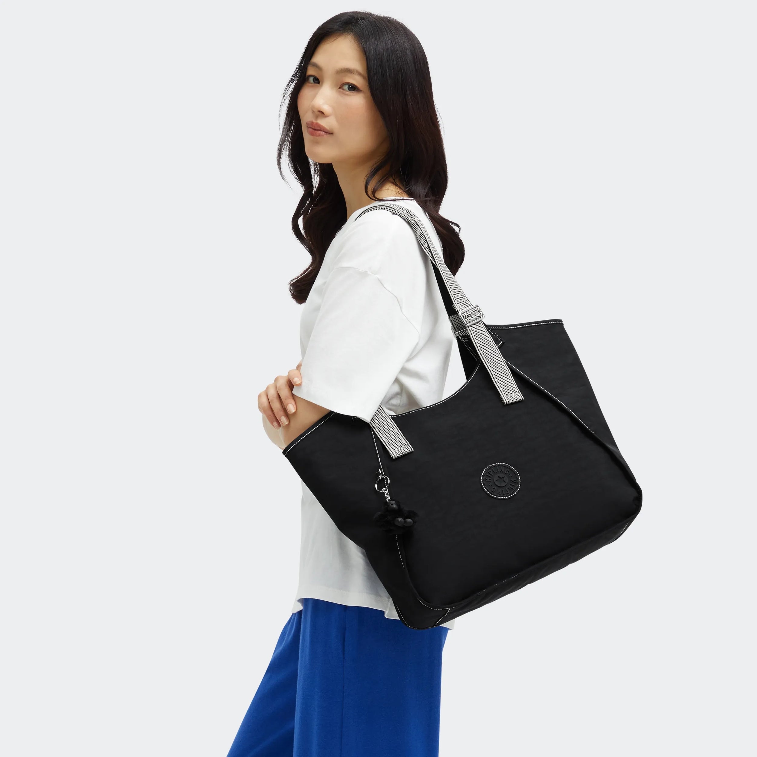 Geraldina Shoulder Bag - Image 2
