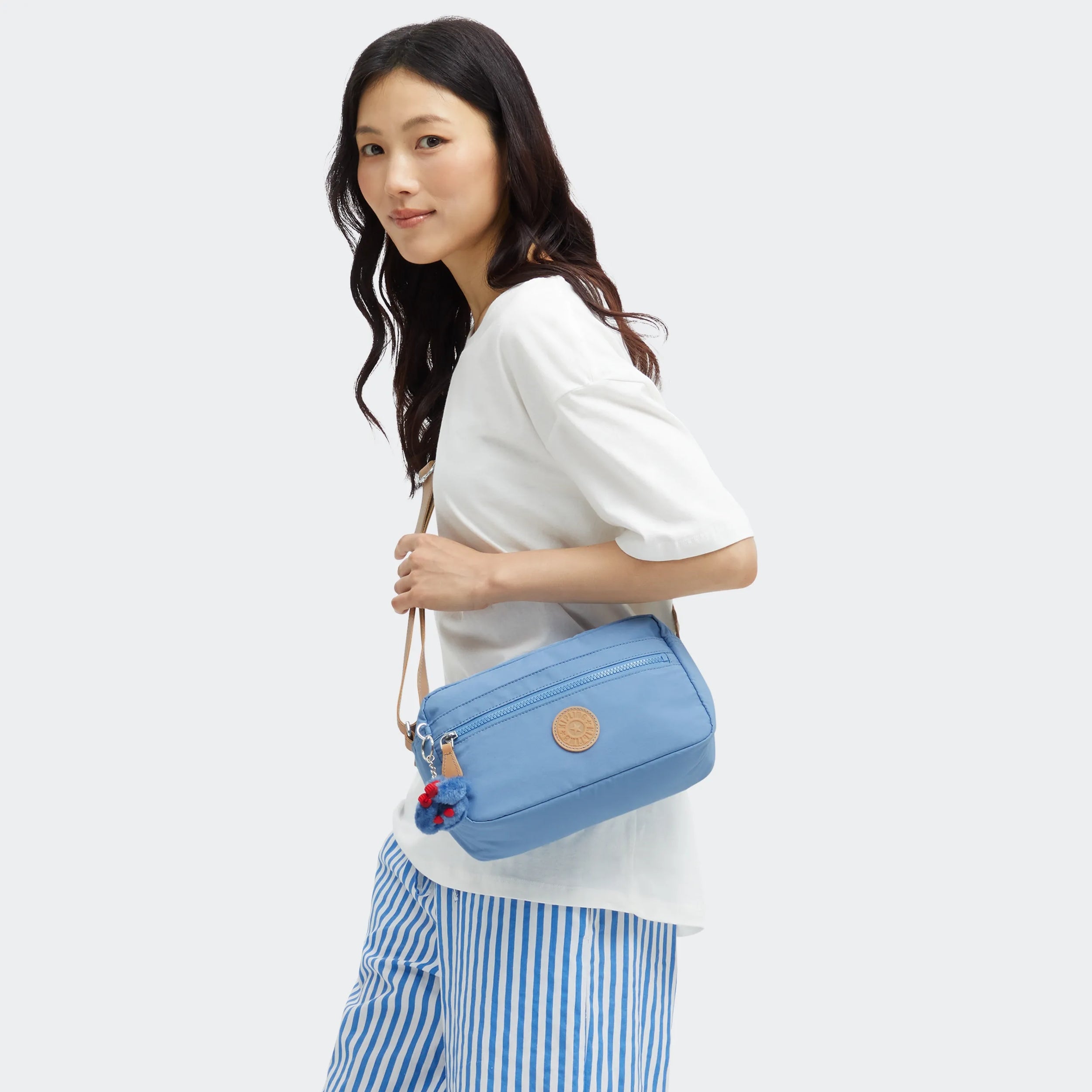 Ozita Medium Crossbody Bag - Image 2